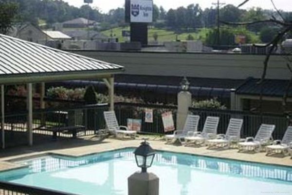 KNIGHTS INN MOREHEAD (Morehead)